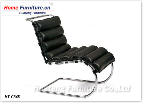 Mies van der rohe lounge chair