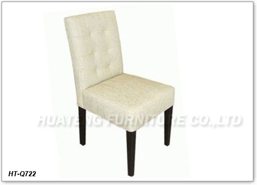 Buttoned Dining Chair